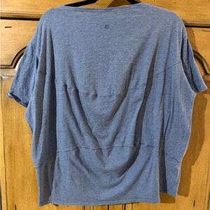 Lululemon Back in Action short sleeve t-shirt